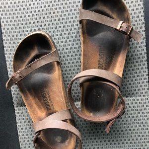 Birkenstock Daloa Sandal size 6
